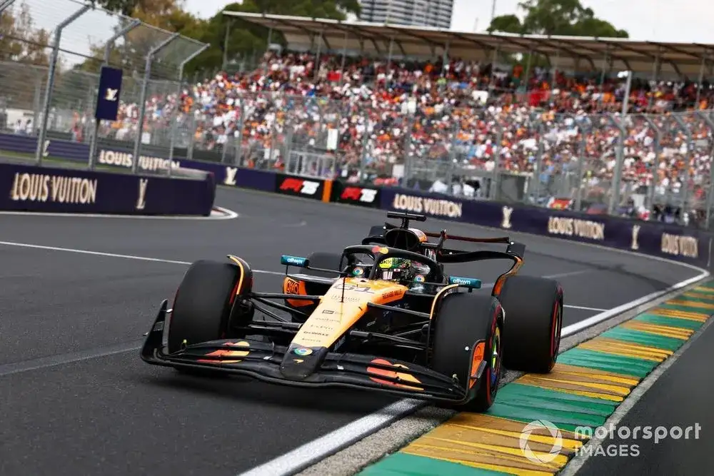 Disaster strikes as Piastri out of home grand prix after spinning out in warm-up - 2