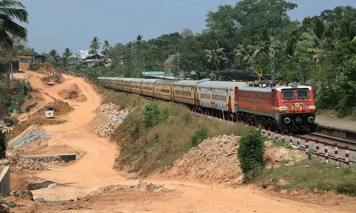Stone pelting on moving trains punishable offence: Southern Railways - 1
