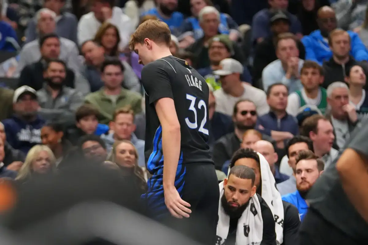 Flagg's rookie season ends with sprained ankle - 1