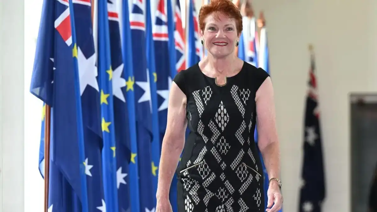 South Australian premier holds on to seat - 4