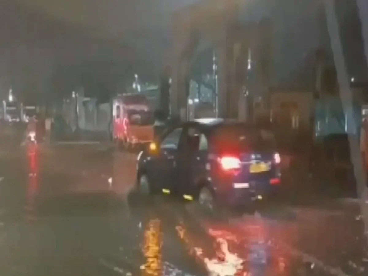 Heavy rain causes waterlogging; disrupts normal life, commute in parts of Karnataka - 2