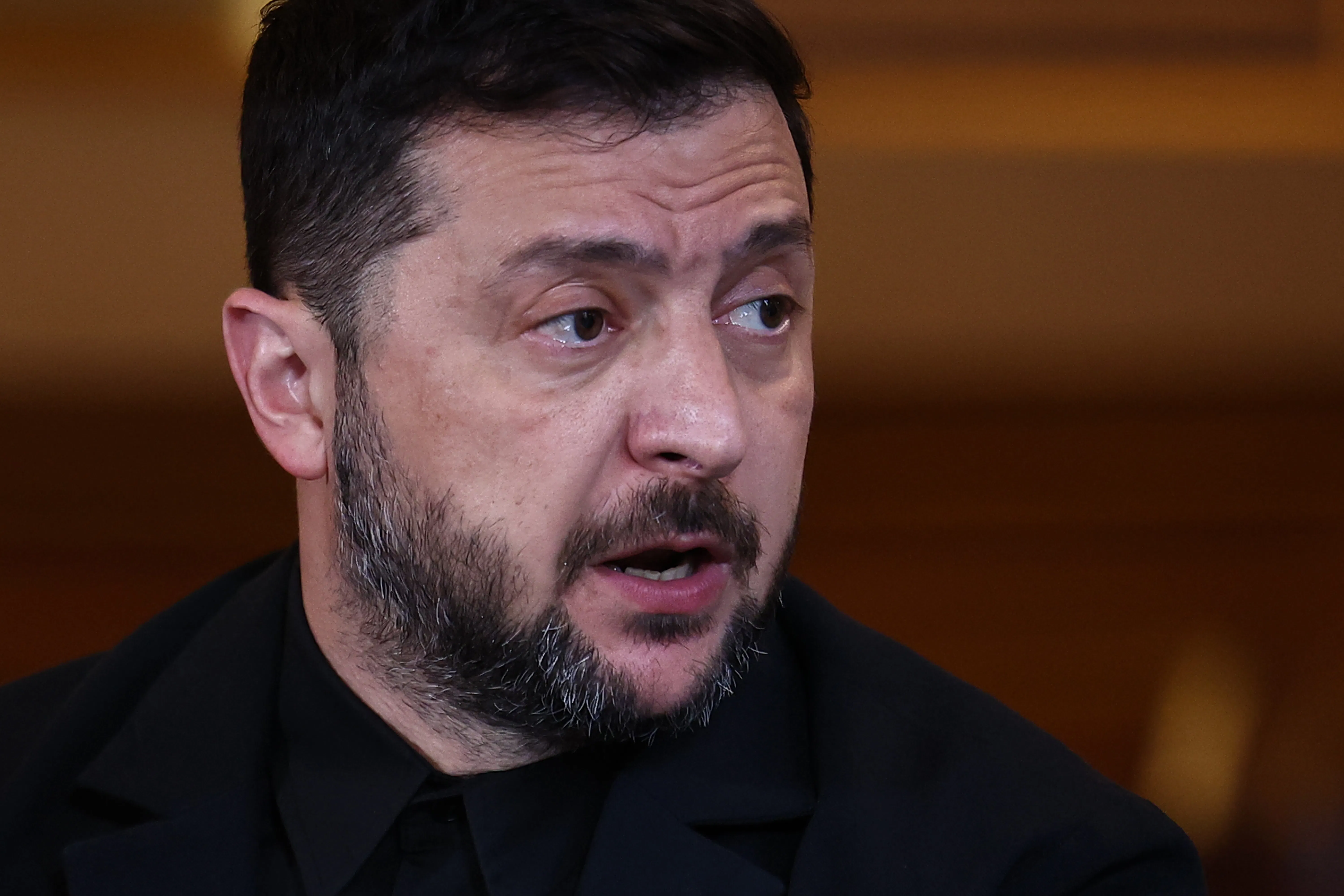 Zelensky says Ukrainian strikes are hurting Russia's oil sector - 1