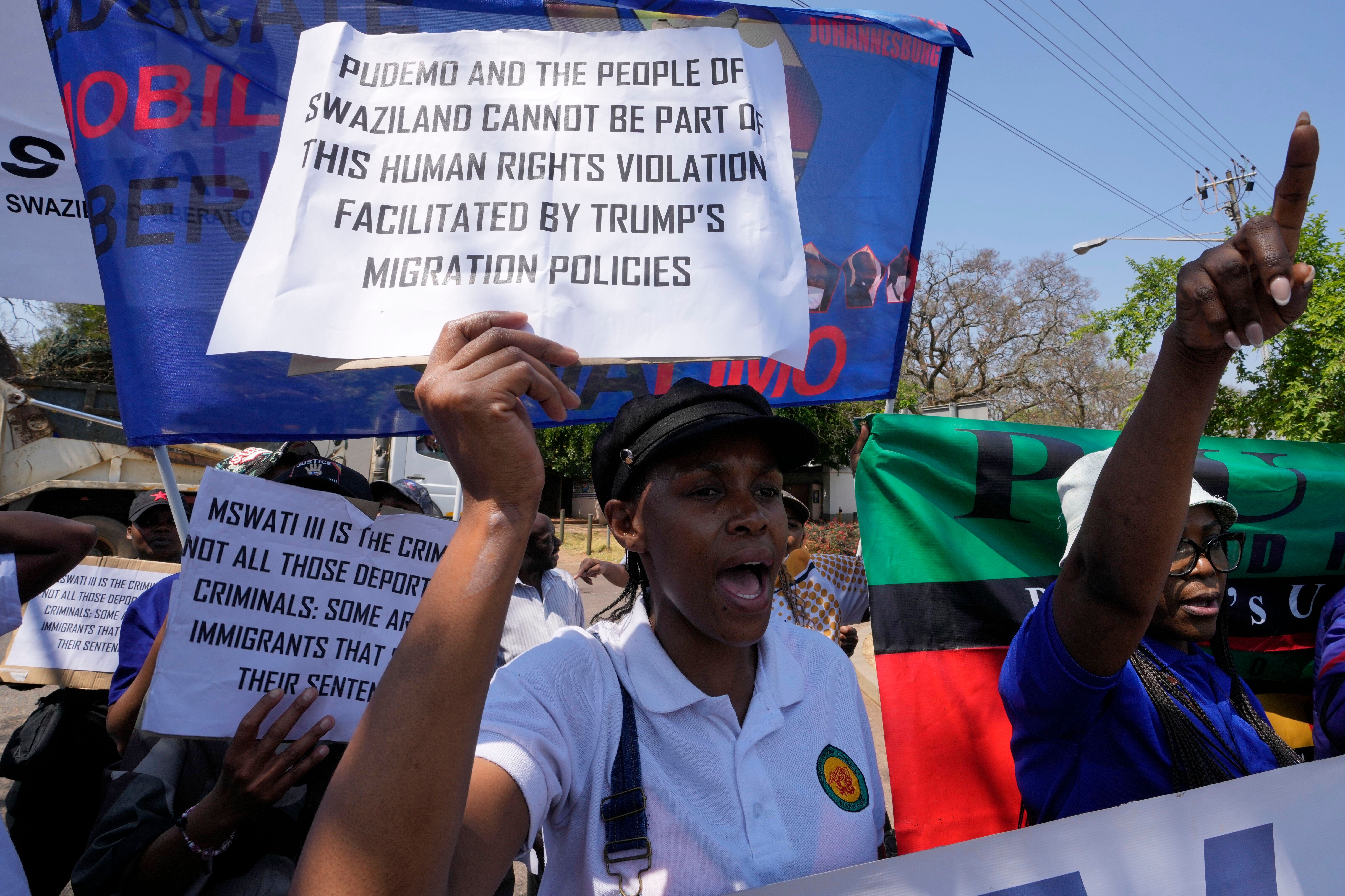 Court rules in favor of 4 men deported by the US to Africa and denied lawyer meetings for 9 months - 2