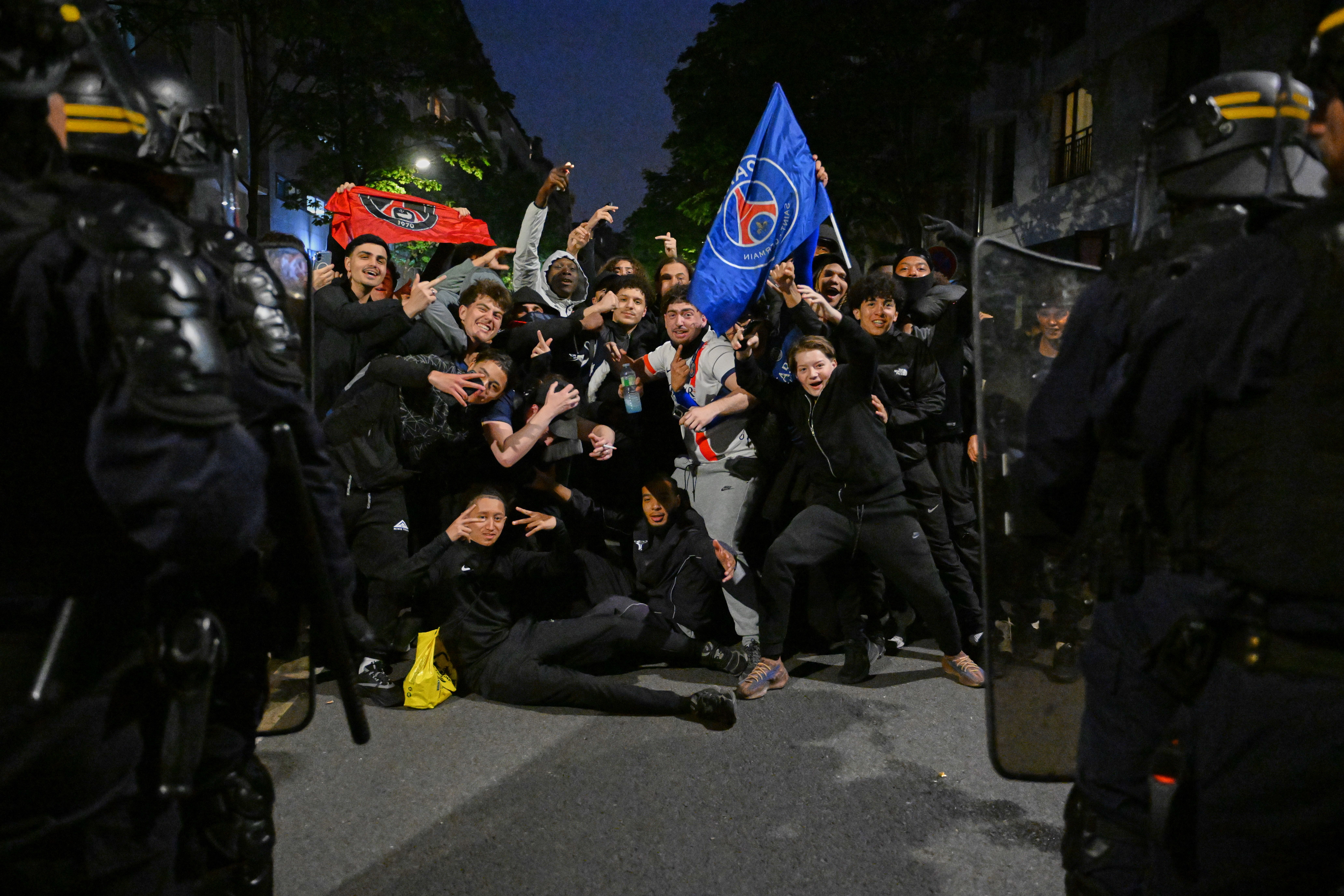 Dozens of arrests during Champions League celebrations on Paris streets - 3