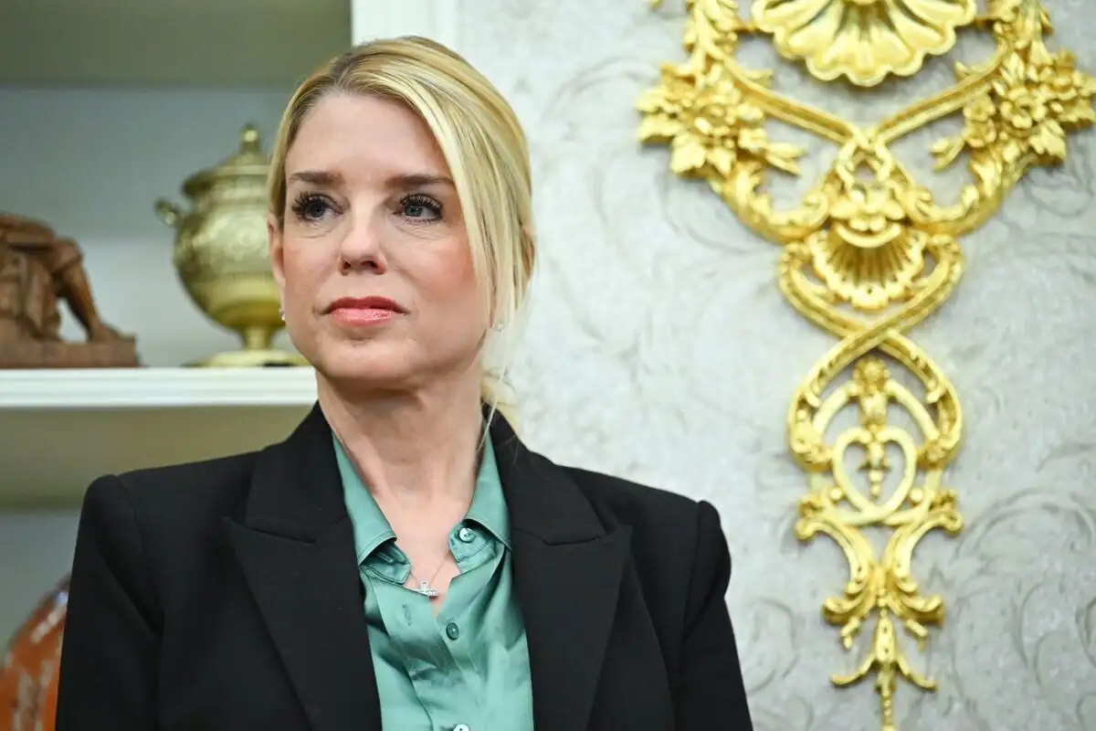 Bondi won't appear for House deposition next week in the Epstein investigation - 2