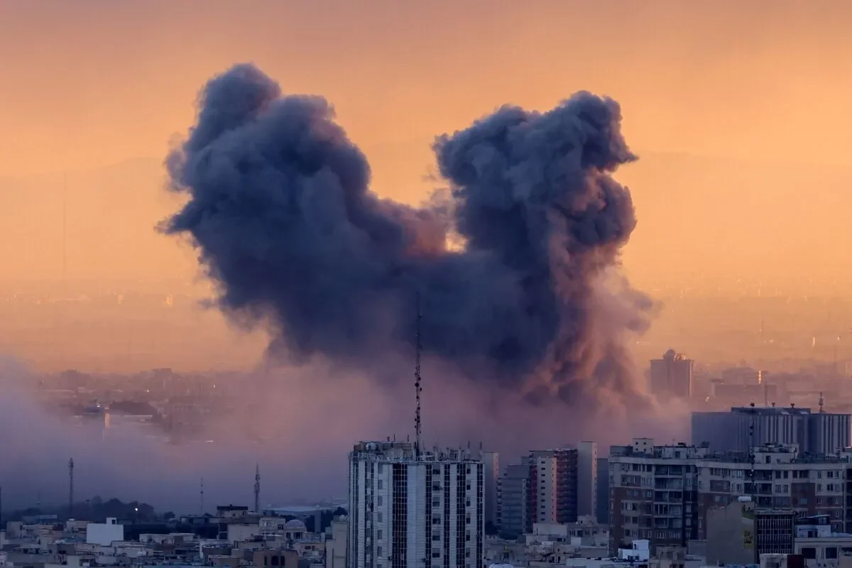 How the Iran war is pushing US ally the Philippines into economic crisis - 4