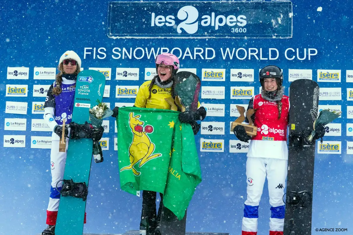 Queen of cross: Josie Baff stuns to win snowboard cross gold - 4