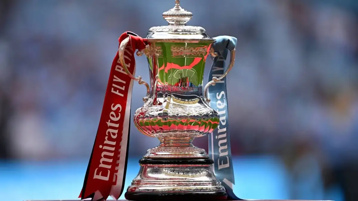 FA Cup tie delayed as protest plane flown over stadium and goal malfunctions - 2