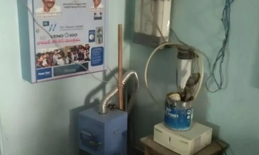 Government launches survey of sanitary napkin vending machines, incinerators in schools - 4