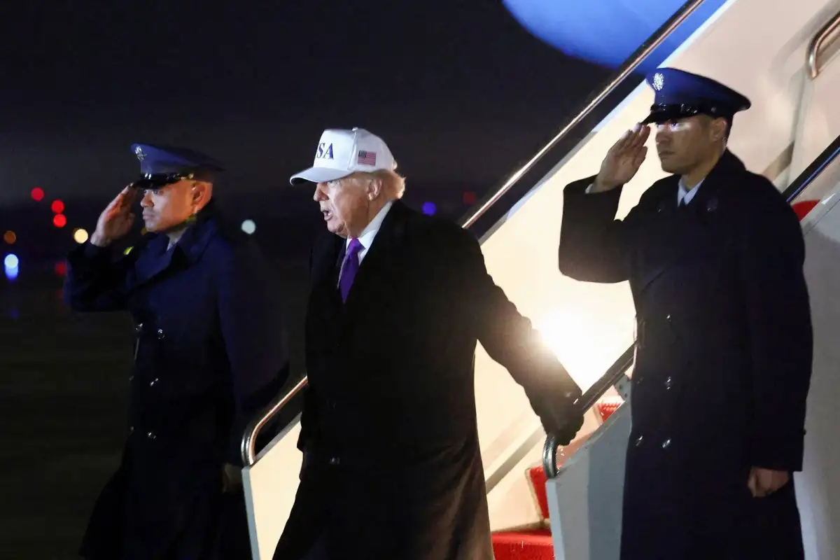 Australia news LIVE: Andrew Mountbatten-Windsor arrested over links to Epstein; Trump says decision on bombing Iran to be made within 10 days - 1