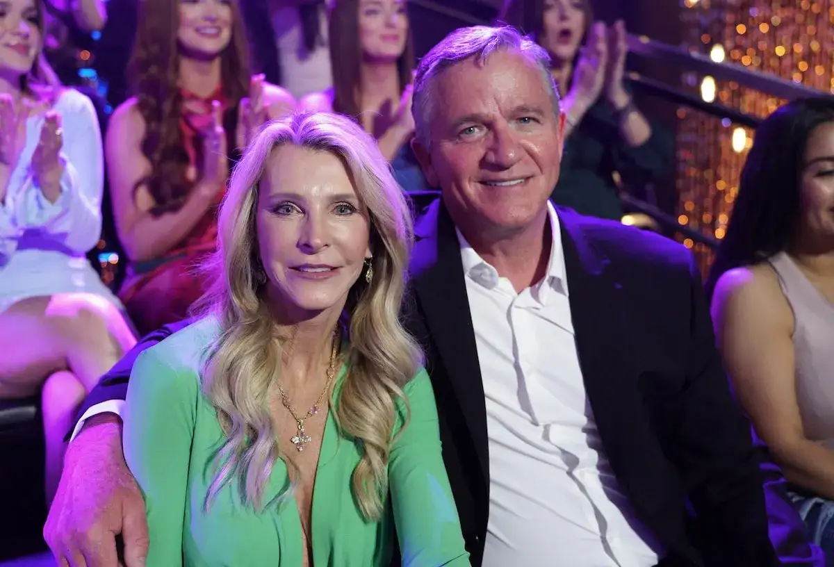 Golden Bachelorette’s Joan Vassos & Chock Chapple Give Wedding Update - 4