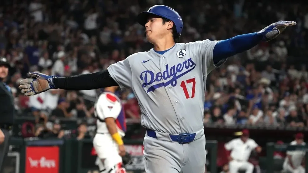 Ohtani stays hot, Freeman hits two-run homer as Dodgers beat Diamondbacks - 1