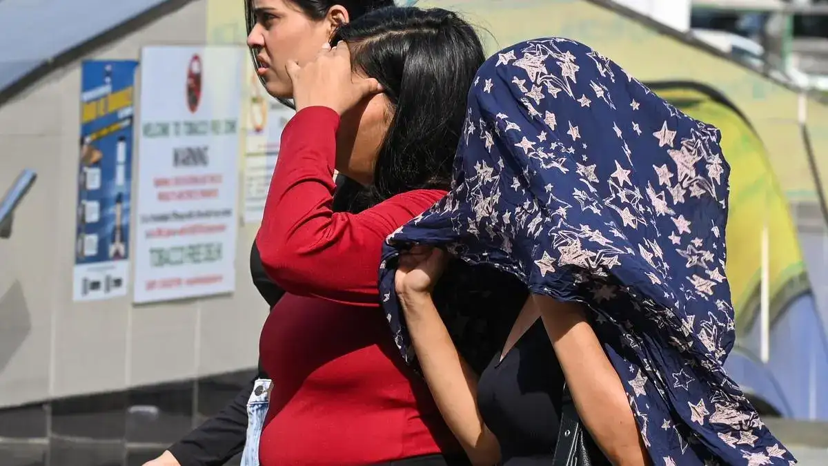 ‘Yellow' alert issued for heatwave in Delhi; max temperature likely to be around 44°C - 3