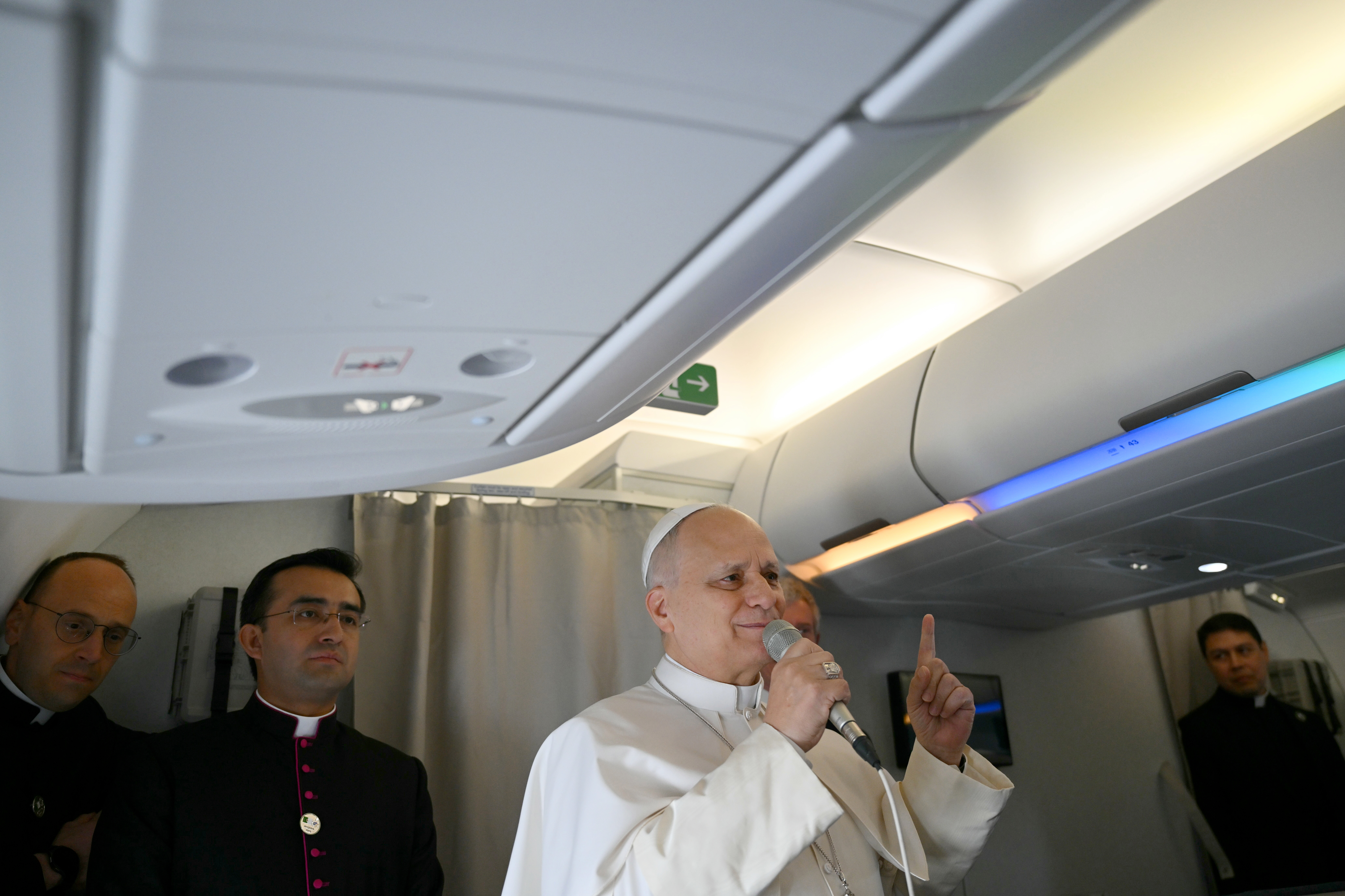 Iranian President Sends Pope Leo Well Wishes While Slamming Trump's AI Image as 'Desecration of Jesus' and 'Not Acceptable' - 1