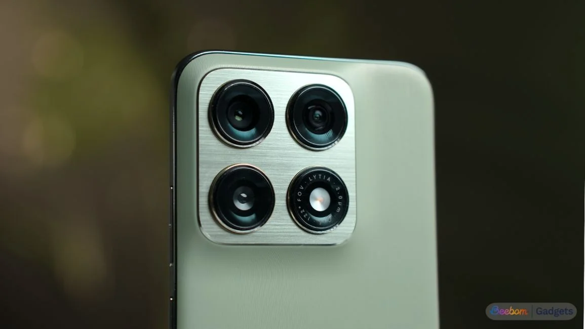 Motorola’s new Edge 70 Pro packs an extremely bright screen and goes all in on styling - 2