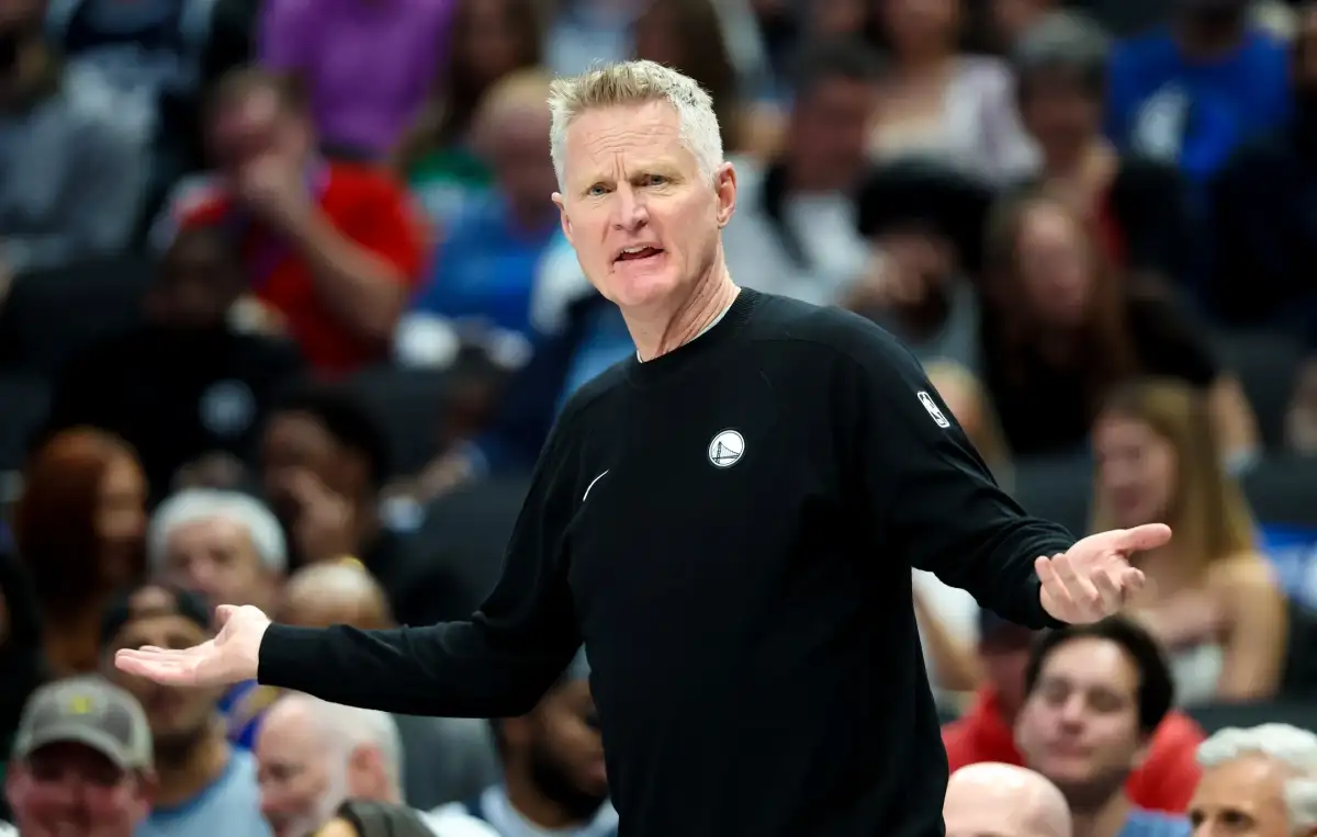 Kerr agrees to 2-year deal to stay with Warriors - 1
