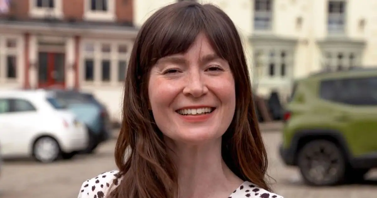 Bargain Hunt star makes emotional baby announcement with sweet post - 3