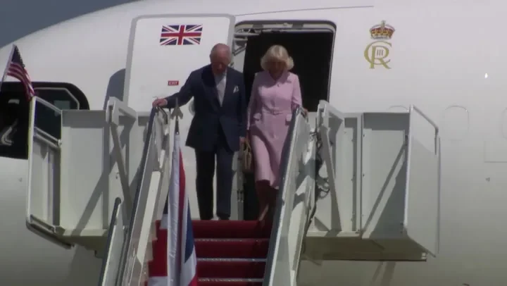King Charles arrives for visit with Trump at a fraught time - 2