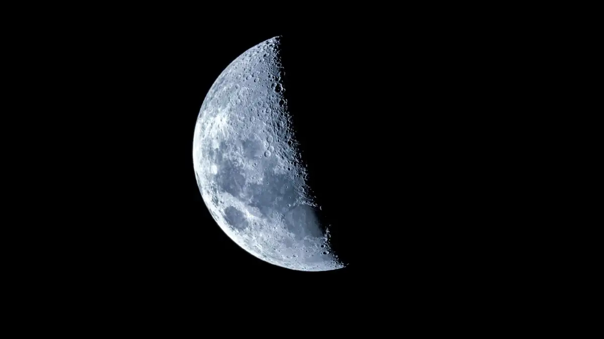 Moon base missions face an unseen threat, and these simulations show where it could strike first - 1