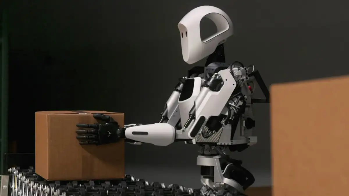 Robots Could Help Humans Find Resources on the Moon and Mars - 1
