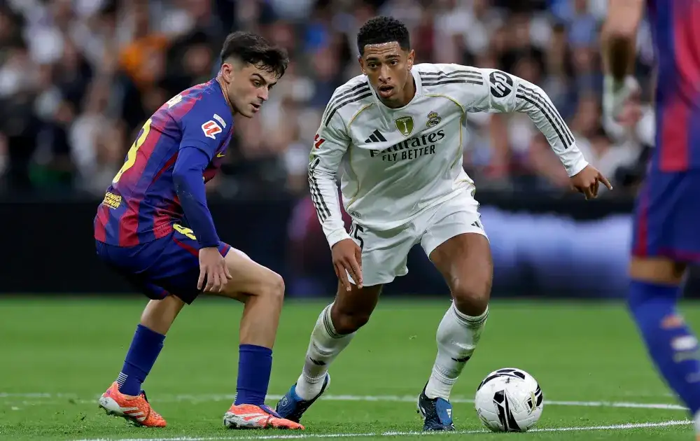 Barcelona cap off LaLiga title with historic Clási... - 1