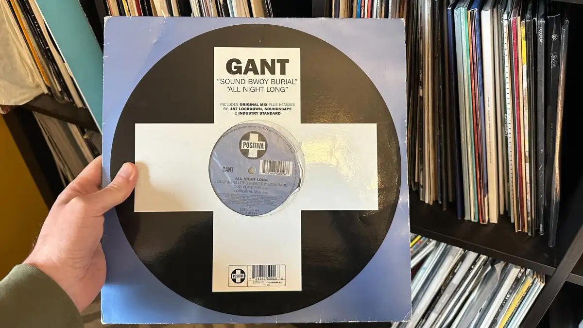 Urgent warning to music lovers over FAKE records: Criminals are selling counterfeit vinyl for thousands - so, would you be able to spot a dupe? - 1
