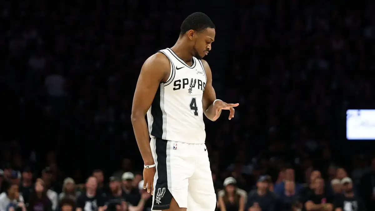 Spurs rule De'Aaron Fox out of Game 1 with ankle soreness, Thunder get Jalen Williams back - 1