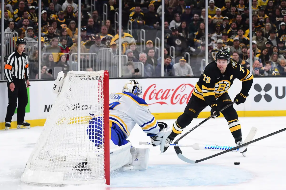Bruins' McAvoy offered in-person hearing for slash... - 1