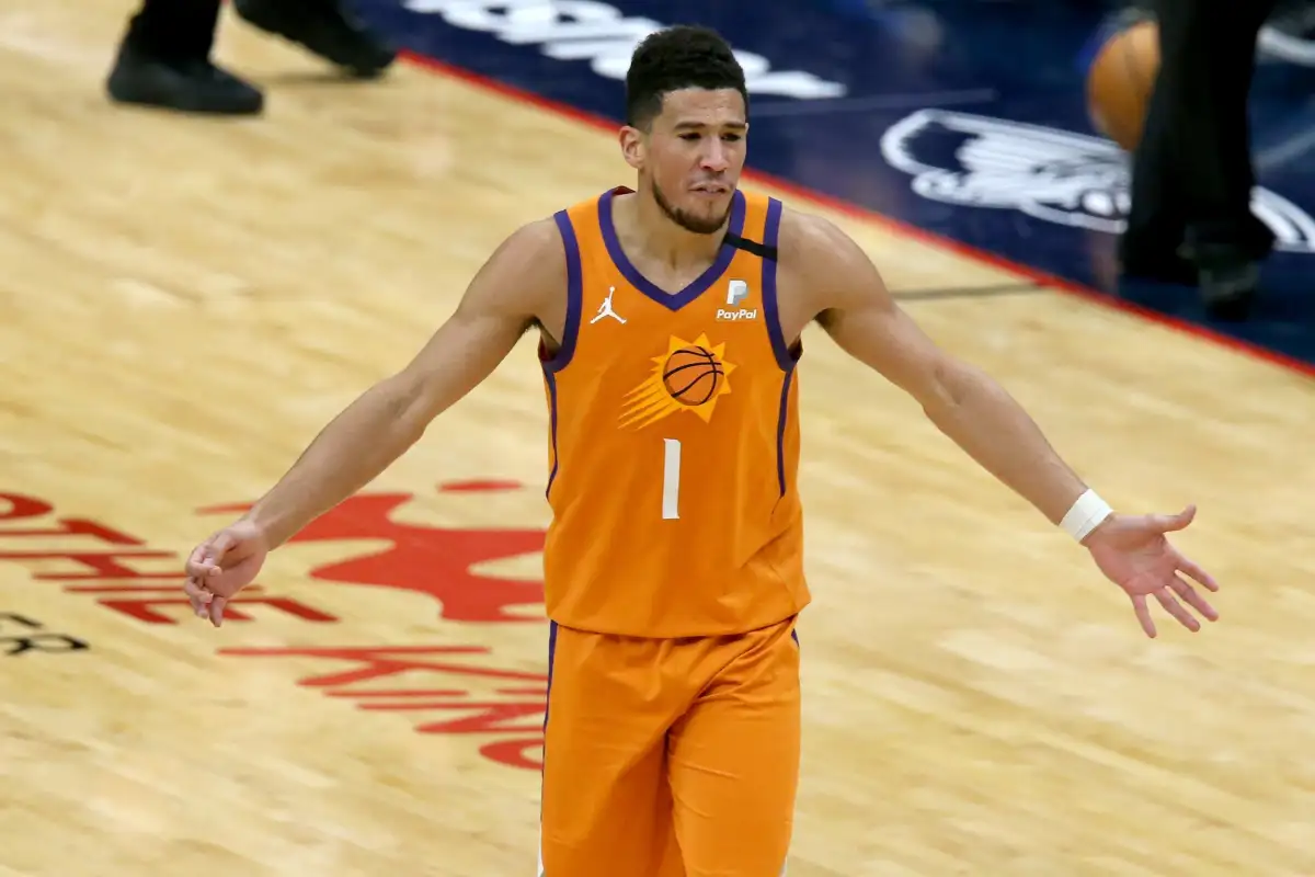 Devin Booker calls out NBA official James Williams by name after Suns' Game 2 loss: 'Terrible tonight' - 1