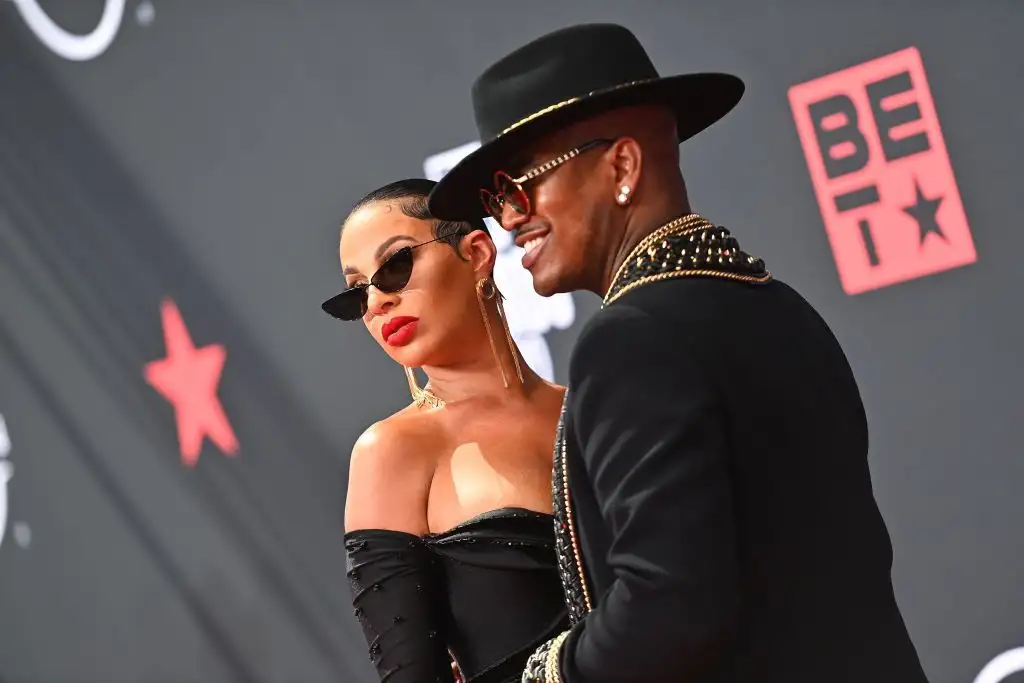 What Ne-Yo Has Shared About His Polyamorous Relationship With 3 Women - 2
