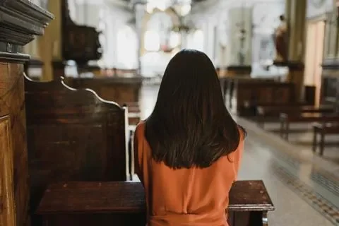 Young men flocking to Sunday Mass for faith, community and dating... - 3