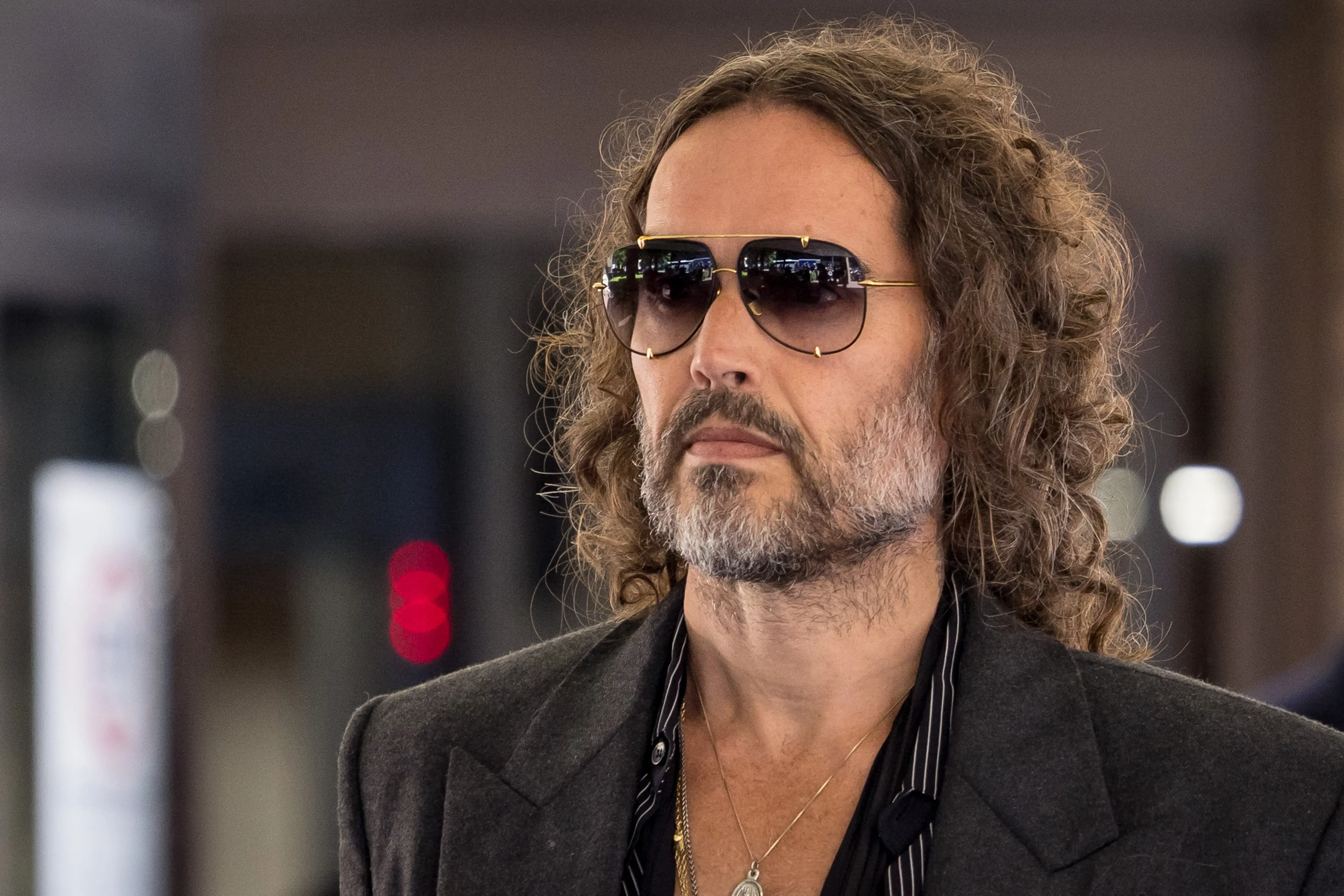 Russell Brand Death Rumour Debunked: Netizens Misread Dan Bongino Tribute Post for Charlie Kirk - 3