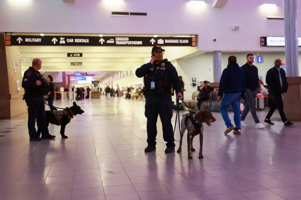 Inside the Debacle That Led to the Closure of El Paso’s Airspace - 2