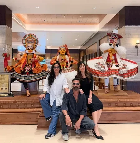 Akshay Kumar wraps Keralam schedule of Anees Bazmee film, calls it “special” - 2