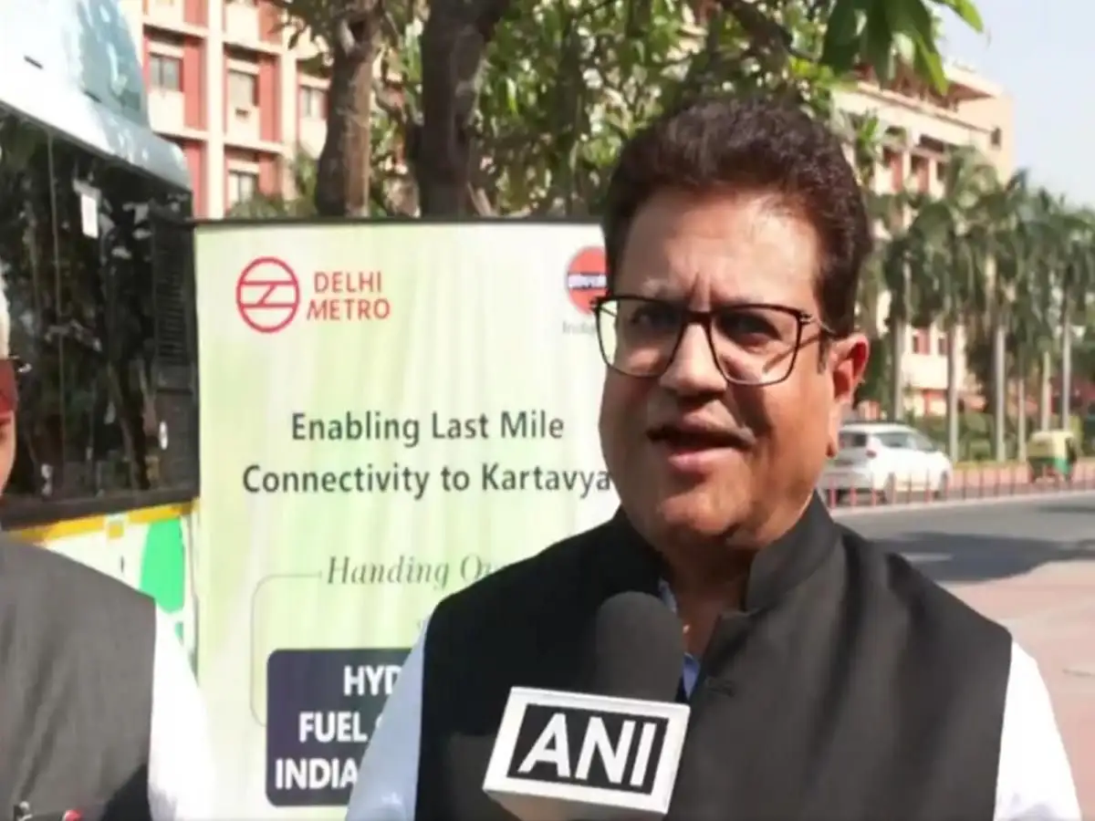 Petrol and diesel prices hike LIVE: ‘Very small rise, working round-the-clock to ensure no shortage’, says IOCL director - 1