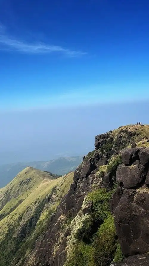 Daytime trekking allowed till Shesha Parvatha in Subramanya, says Khandre - 4