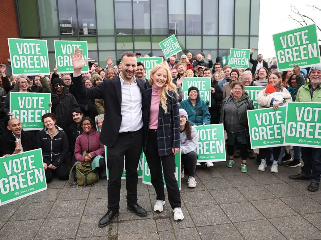 ‘A pollster’s nightmare’: stakes are high in three-way fight for Gorton and Denton - 4