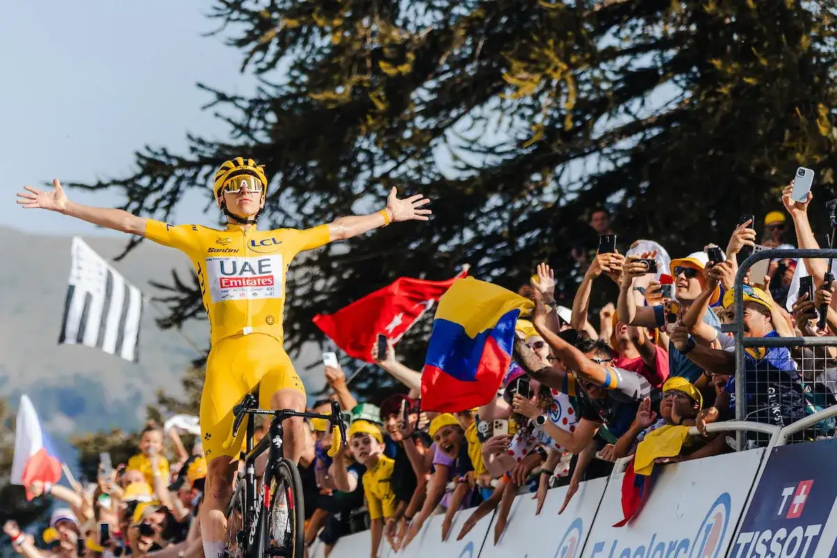 'I knew it was over' - Froome retires almost a year after near-fatal crash - 2