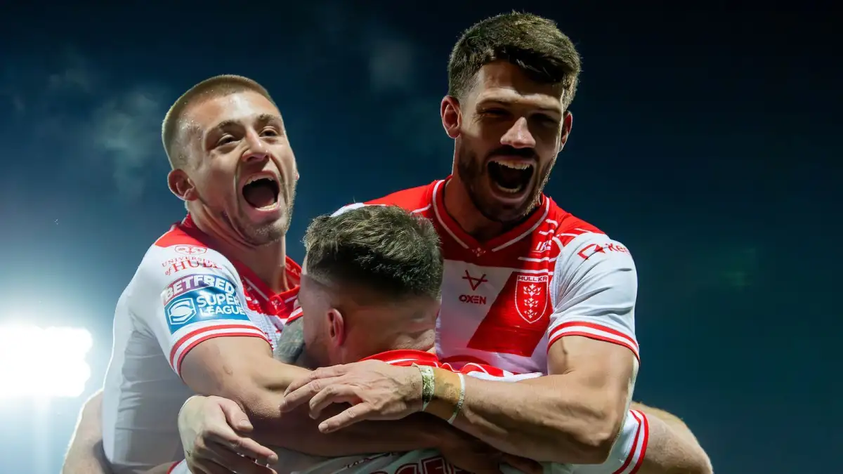 Hull KR score 50 in nine-try rout of Castleford - 2