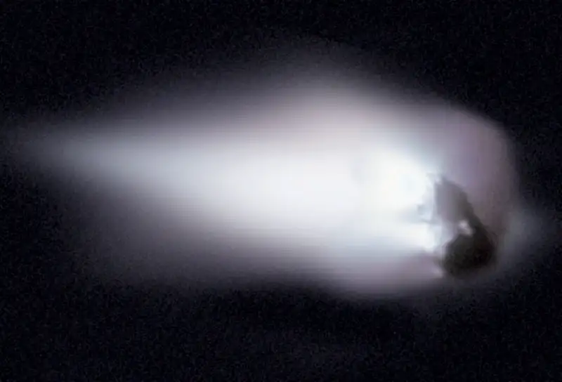 How to Catch a Meteor Shower From Halley’s Comet - 2