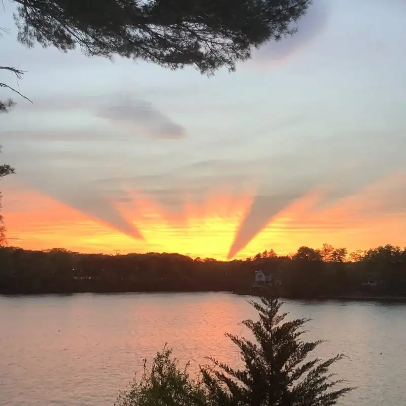 Your snaps of changing skies from meteors to rays - 3