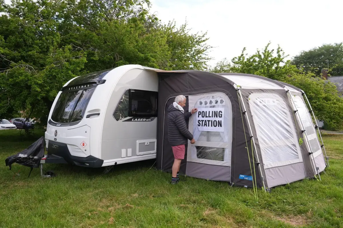 May elections live: millions cast their votes across England, Scotland and Wales - 2