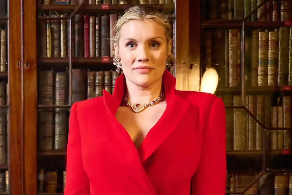 Wuthering Heights director Emerald Fennell says she regrets not showing star Margot Robbie's 'extremely hairy' armpits after the scene was cut from the film - 2