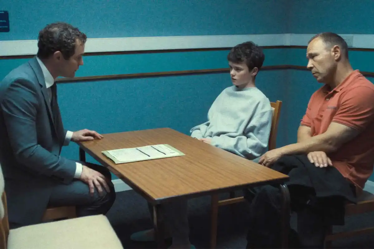 3 excellent Netflix shows to watch this weekend (February 13 - 15) - 4