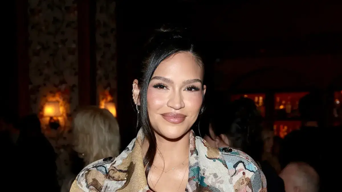 Cassie Ventura Moves Out of the U.S. After Testifying in Diddy’s Trial - 3