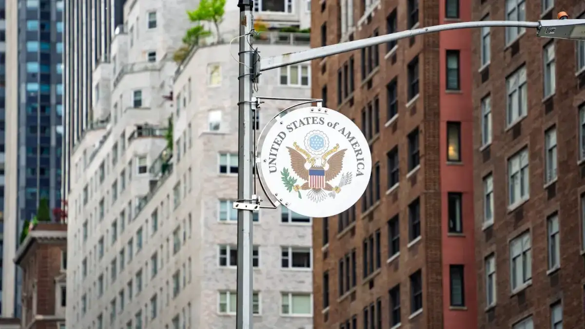 DHS Shutdown Nears as Immigration Enforcement Talks Stall - 3