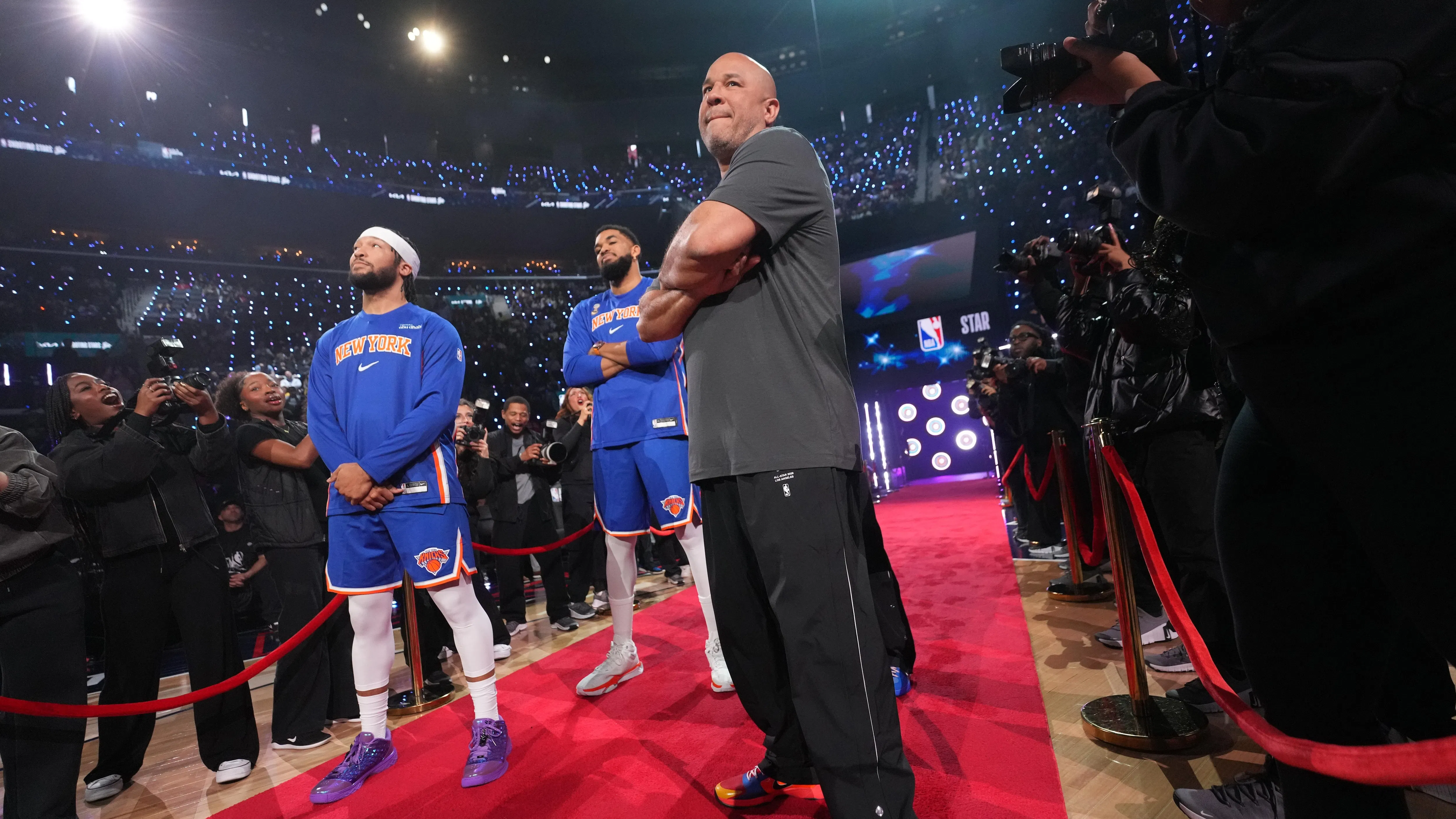 Team Stars hoist All-Star trophy, Edwards crowned MVP - 3