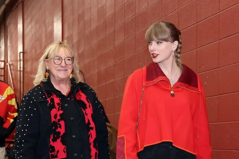 Lonely Donna Kelce 'kept in the dark' about son's wedding to Taylor Swift: See her glum arrival as she's summoned to MSG circus - 1