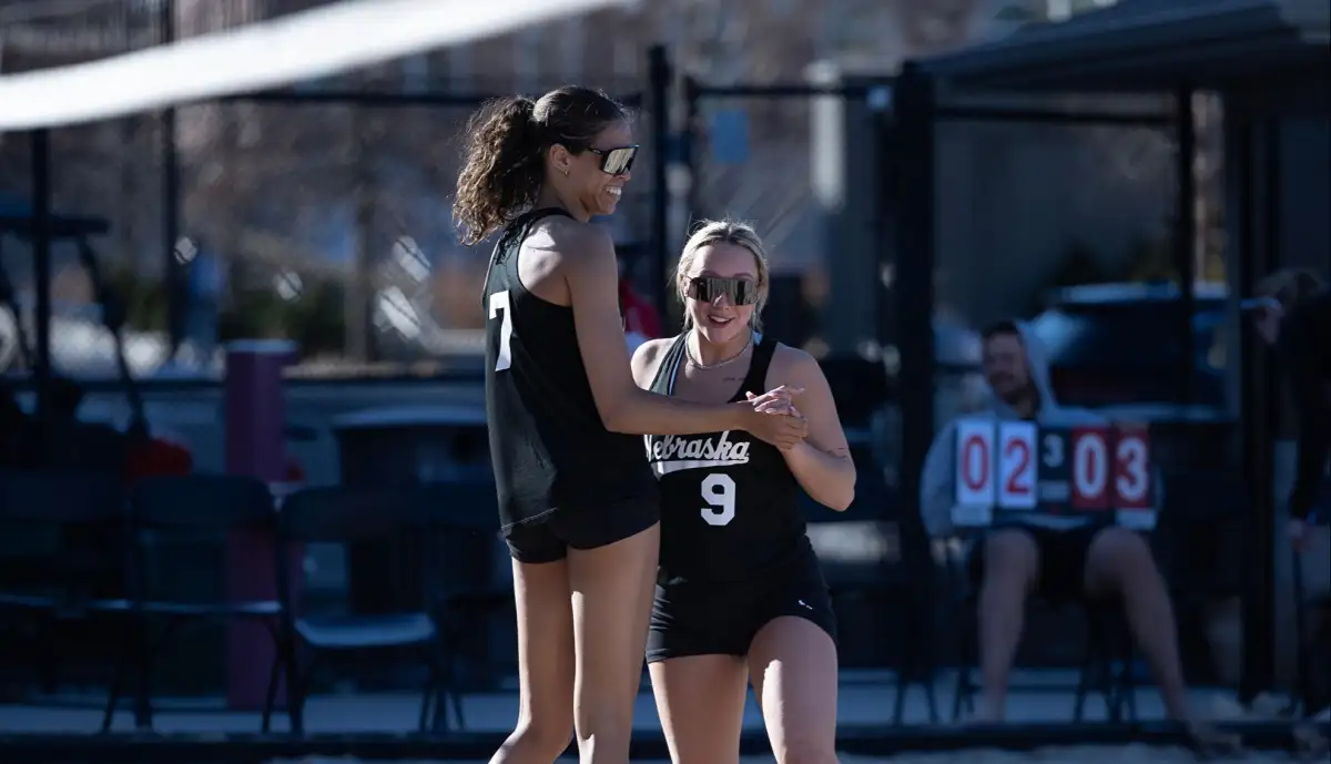 Nebraska beach volleyball wins three matches in Arizona - 1