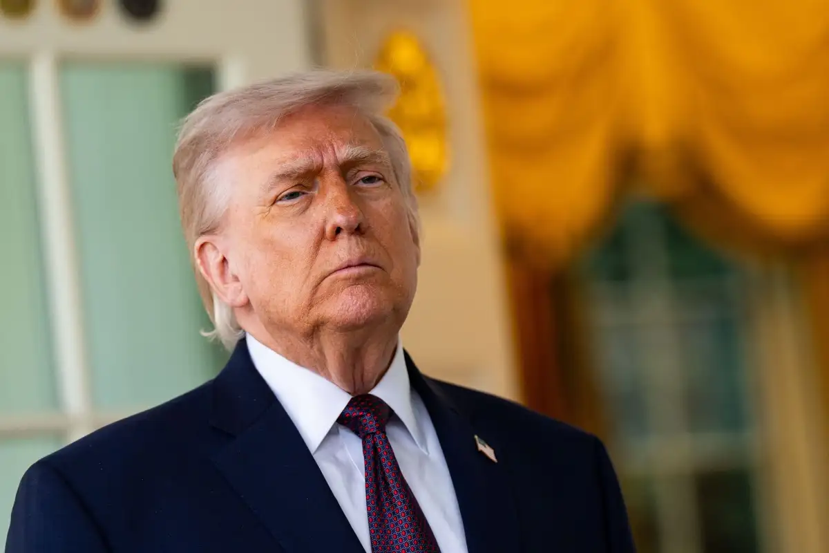 Trump signs stopgap FISA extension after Senate blocks long-term renewal - 2